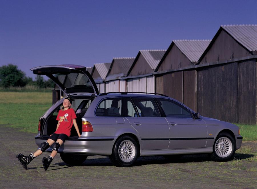  BMW 5-Series Touring 1997 года  (фото 12 из 25)